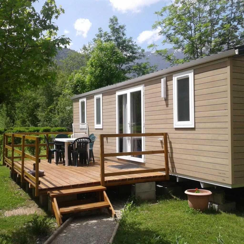 Camping 5 Etoiles - Piscine - Eeceff Le Bourg-dʼOisans Extérieur photo