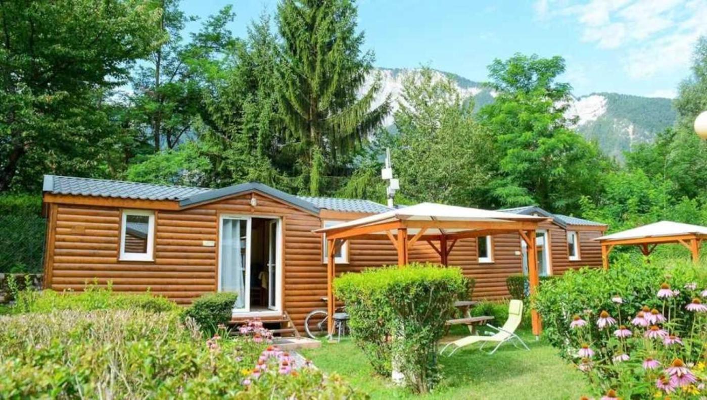 Camping 5 Etoiles - Piscine - Eeceff Le Bourg-dʼOisans Extérieur photo
